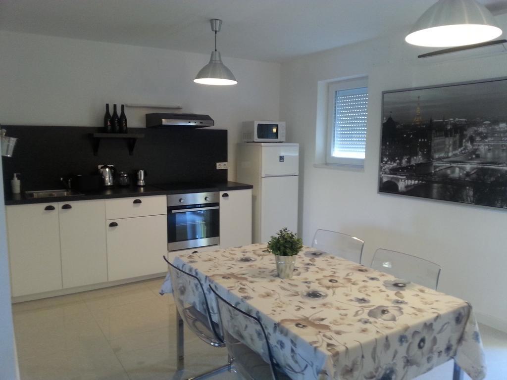 Apartments Finida Ουμάγκ Δωμάτιο φωτογραφία