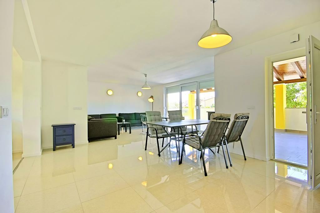 Apartments Finida Ουμάγκ Δωμάτιο φωτογραφία